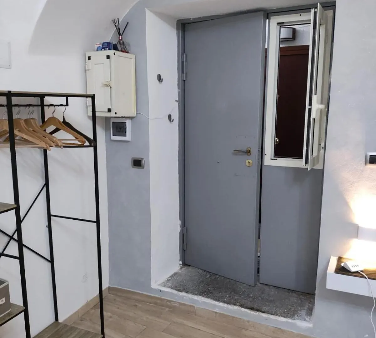 Vallese Suite Quartieri Spagnoli - Napoli Apartment Naples